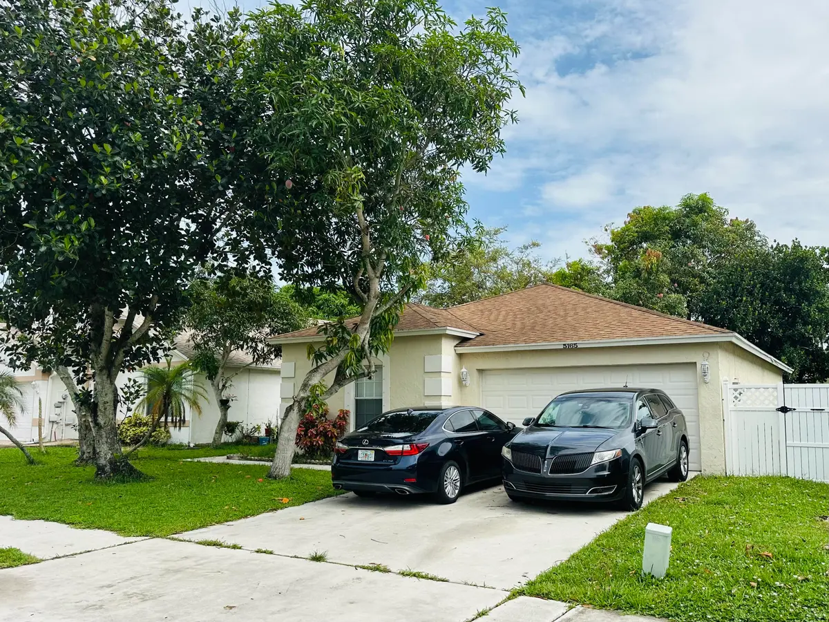 Front Exposure at 5165 Foxhall Pl, West Palm Beach
