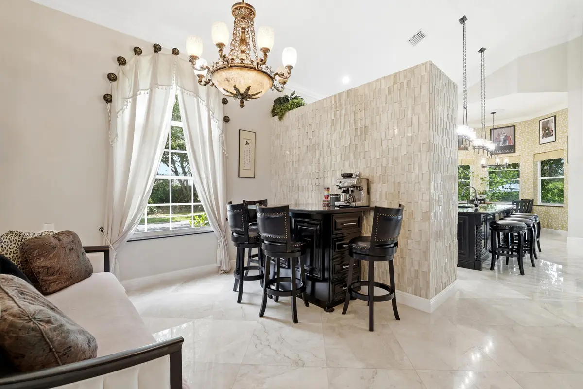 sitting area at 9867 Woolworth Court, Wellington