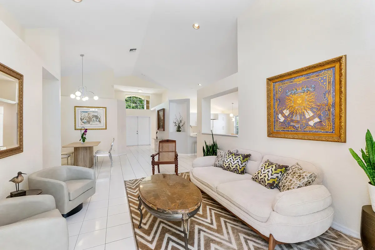 2016 Island Cir_036 at 2016 Island Circle, Weston