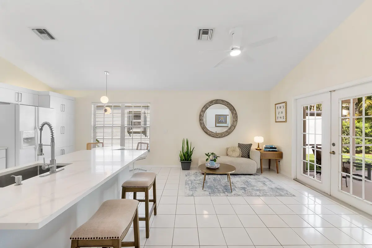 2016 Island Cir_037 at 2016 Island Circle, Weston