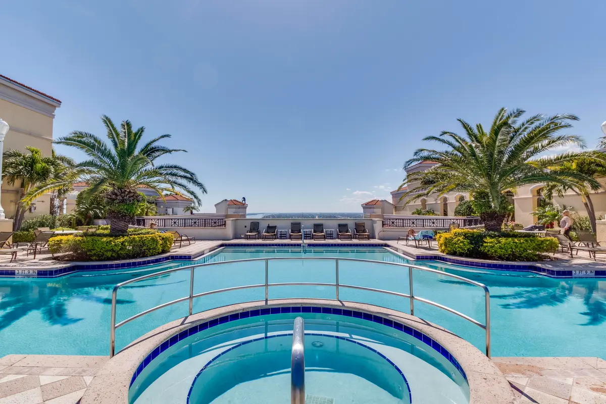 Hot Tub at 701 S Olive Avenue 1815, West Palm Beach