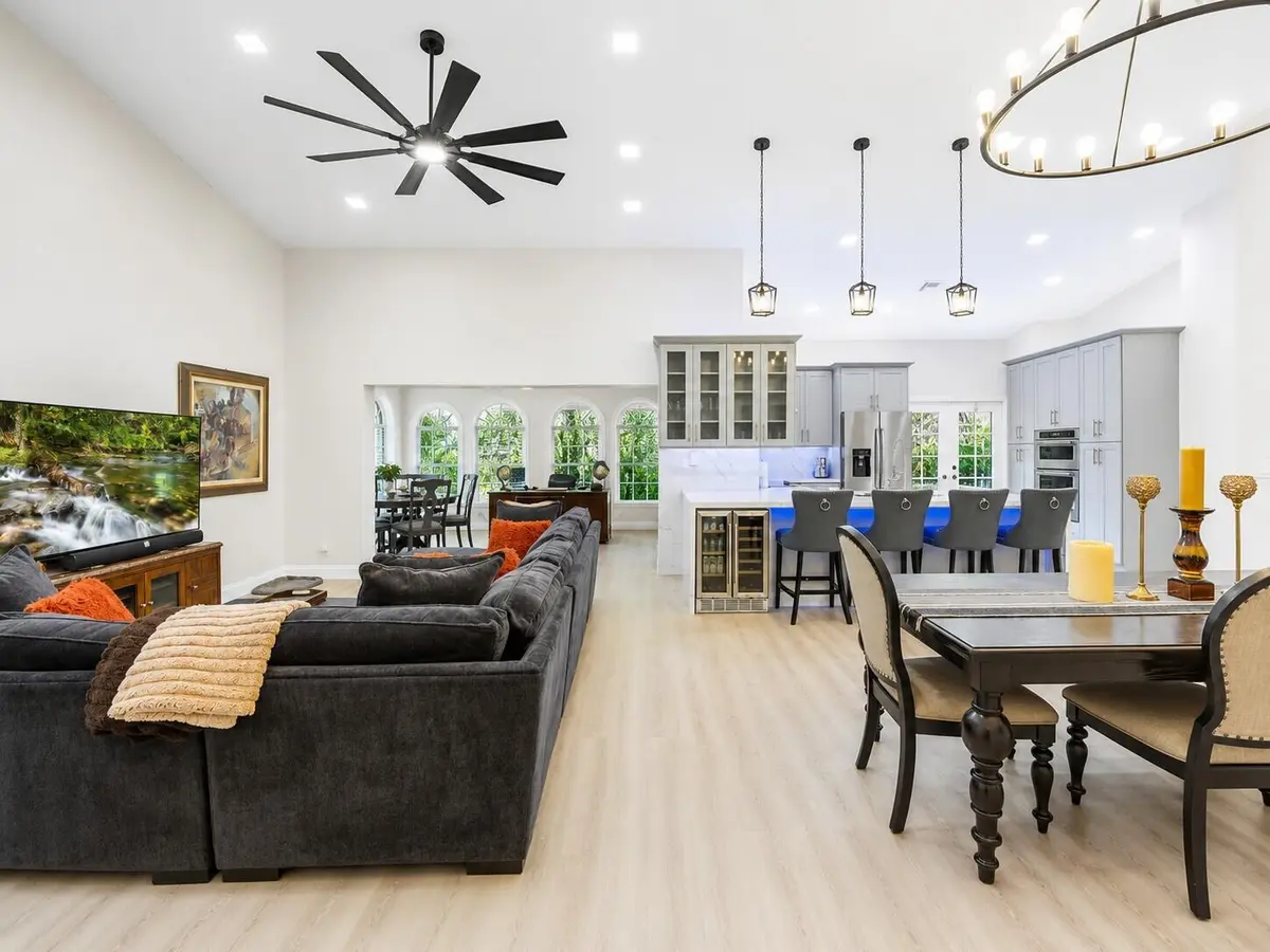 PIC 5 at 2075 NW 127th Terrace, Coral Springs