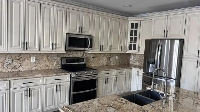 kitch2 at 456 Mulberry Grove Road, Royal Palm Beach