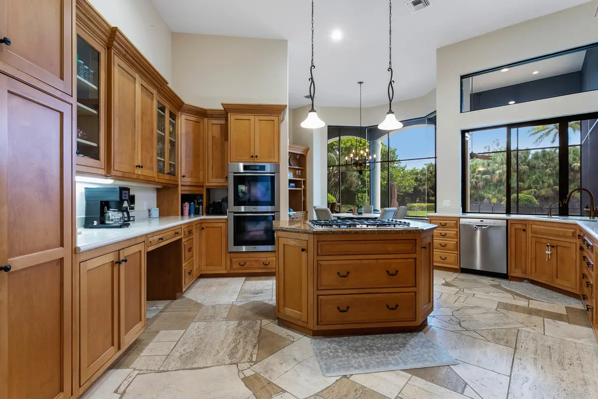 Kitchen_01_web steep 19 at 8158 Native Dancer Road, Palm Beach Gardens
