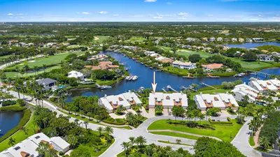 301 Captains Way, Jupiter – Condominium for sale