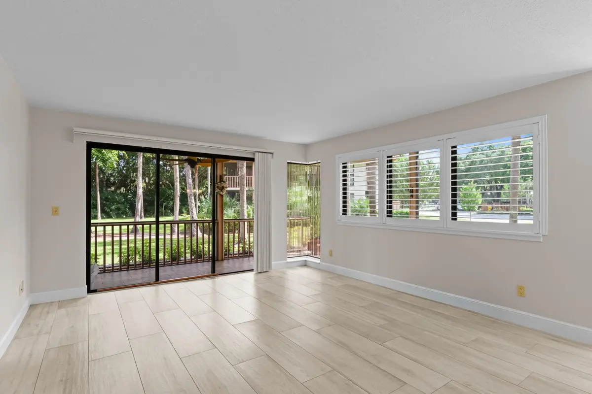 DSC06099.jpg-SMALL at 200 Brackenwood Terrace, Palm Beach Gardens