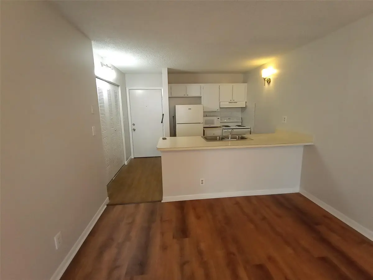 Photo 3 at 2771 Riverside Drive 511-a, Coral Springs