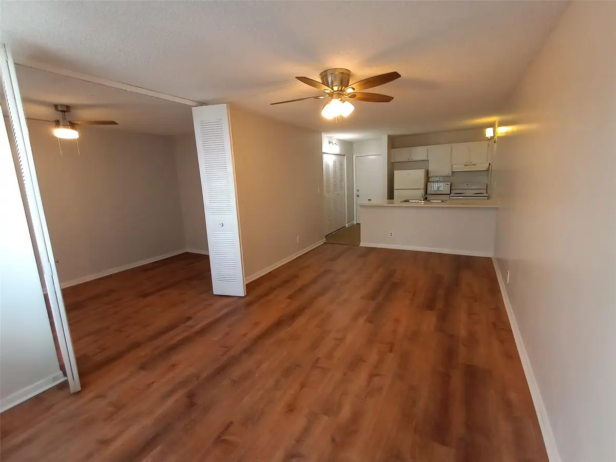Photo 4 at 2771 Riverside Drive 511-a, Coral Springs