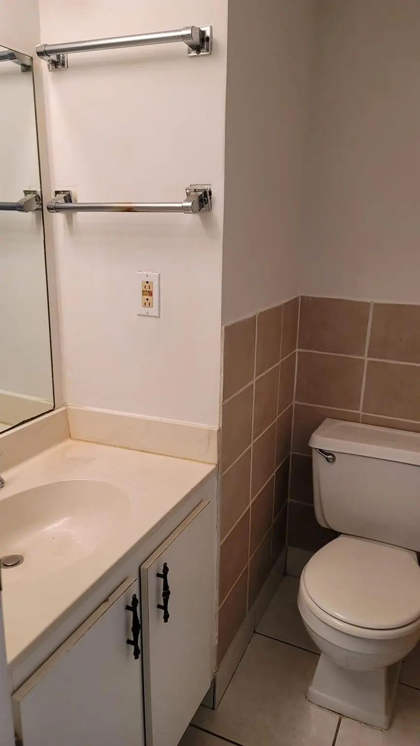 Photo 7 at 4394 NW 9th Avenue 20-3G, Deerfield Beach