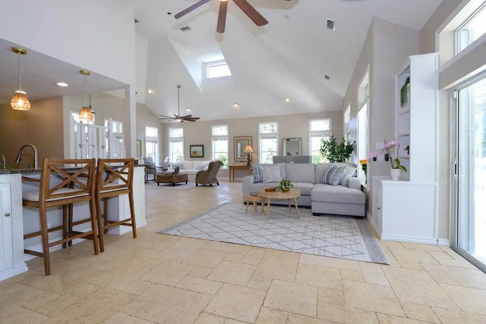 400 Seaside - 14 at 400 Seaside Lane, Juno Beach