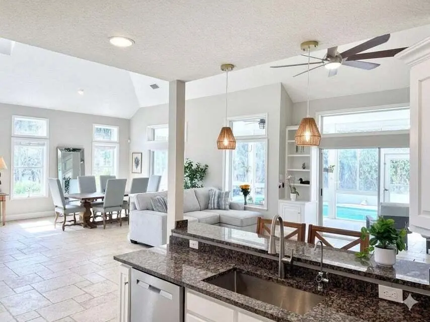 400 Seaside - 11 at 400 Seaside Lane, Juno Beach