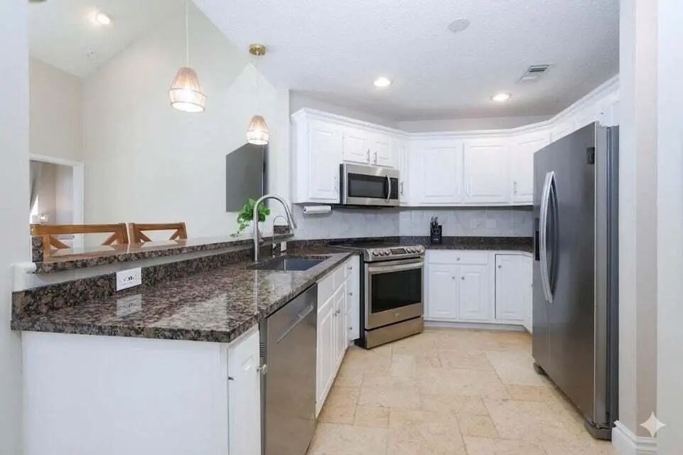 400 Seaside - 10 at 400 Seaside Lane, Juno Beach