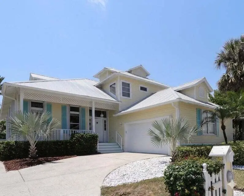 400 Seaside - 1 at 400 Seaside Lane, Juno Beach