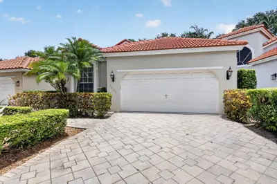 5207 BROOKVIEW Drive, Boynton Beach – sold