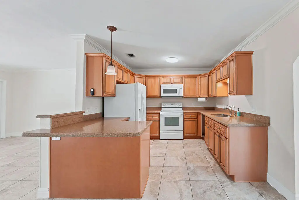 18966sesouthgateTequesta-10 at 18966 SE Southgate Drive, Jupiter