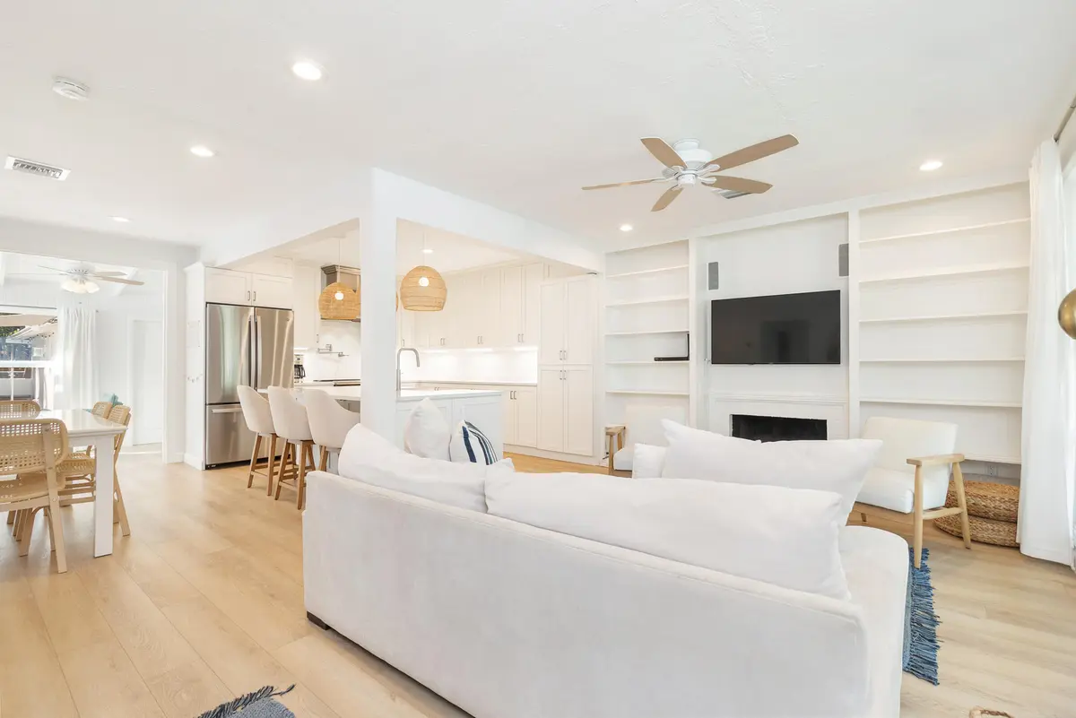 low-4 at 438 38th Street, West Palm Beach