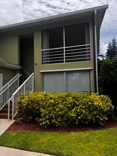 12036 Alternate A1a B4, Palm Beach Gardens – leased