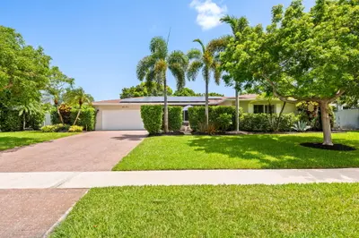 6131 SW 8th Street, Plantation – Single Family Residence for sale