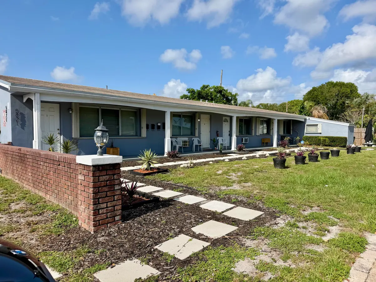 IMG_3424 at 5821 NE 18TH Avenue 1-4, Fort Lauderdale