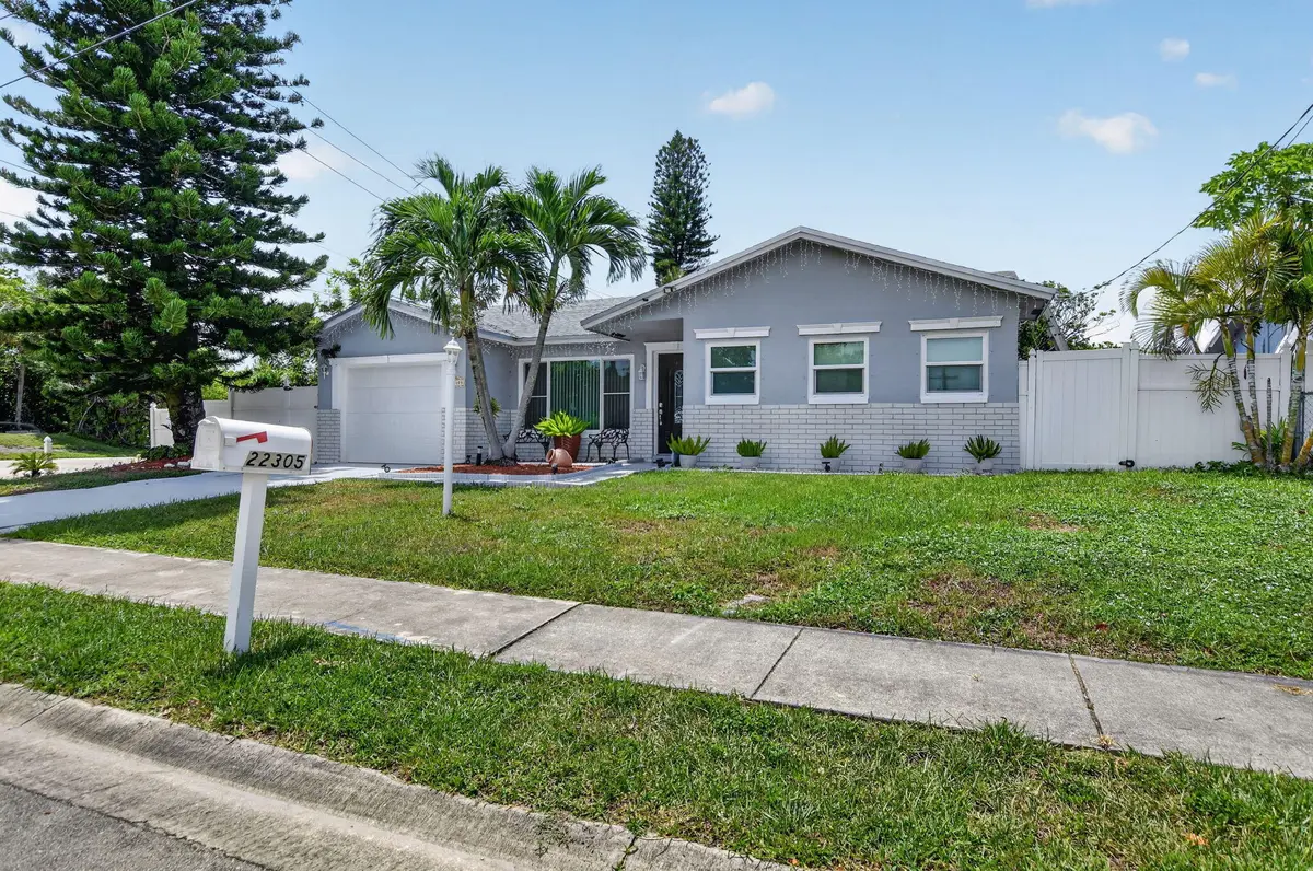 Front of home at 22305 SW 57th Avenue, Boca Raton