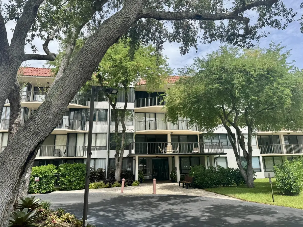 Building at 799 Jeffery Street 4100, Boca Raton