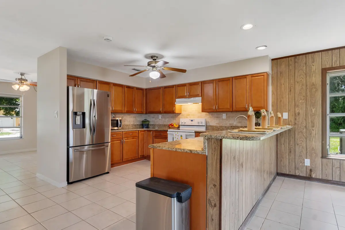 Image00036 at 5605 38TH Street, Vero Beach