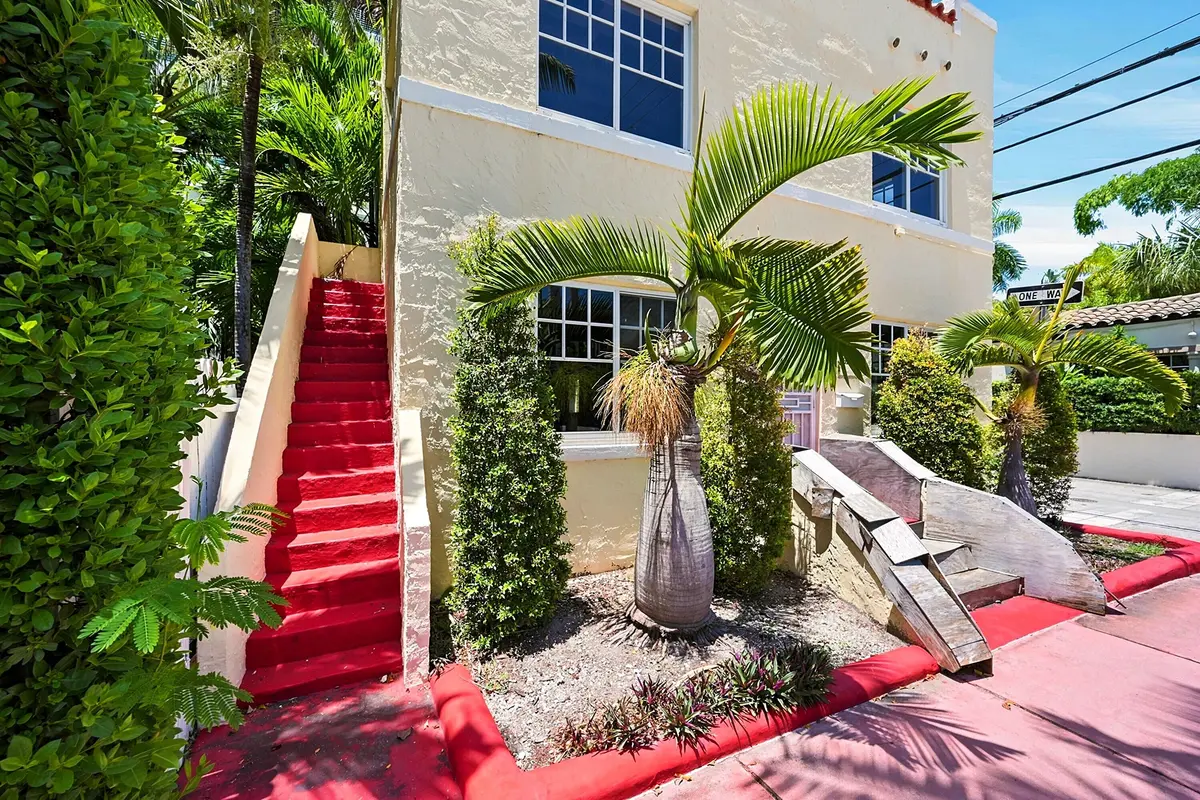 0c at 927 4th Street, Miami Beach