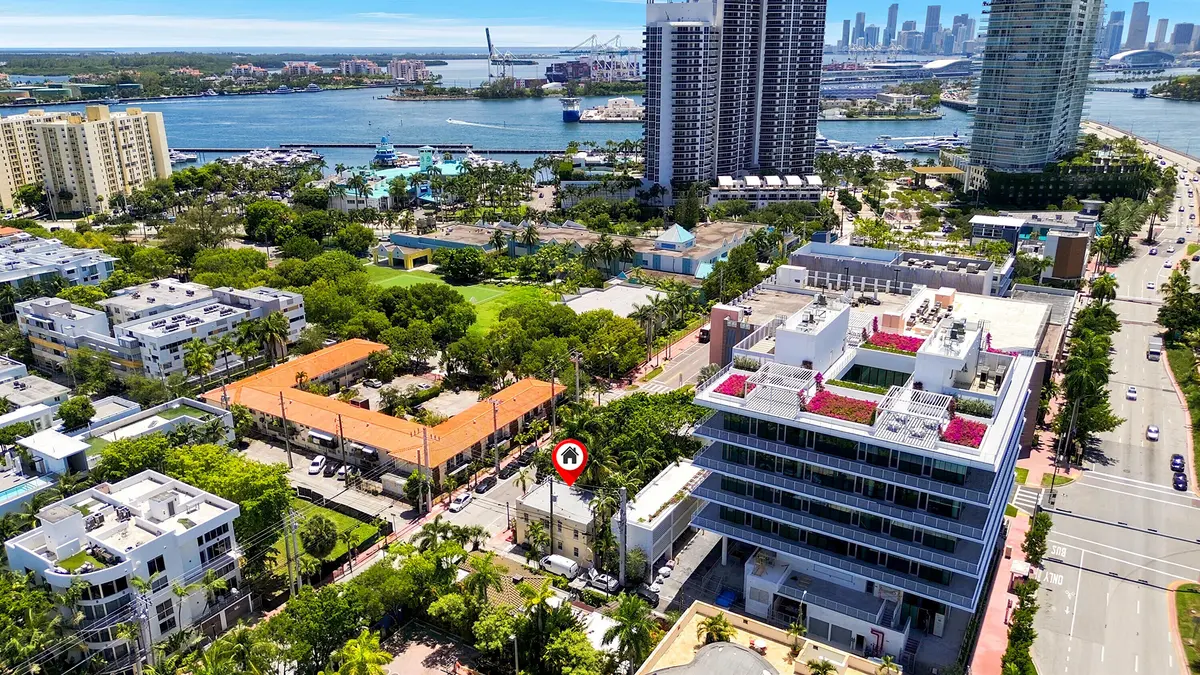 0f at 927 4th Street, Miami Beach