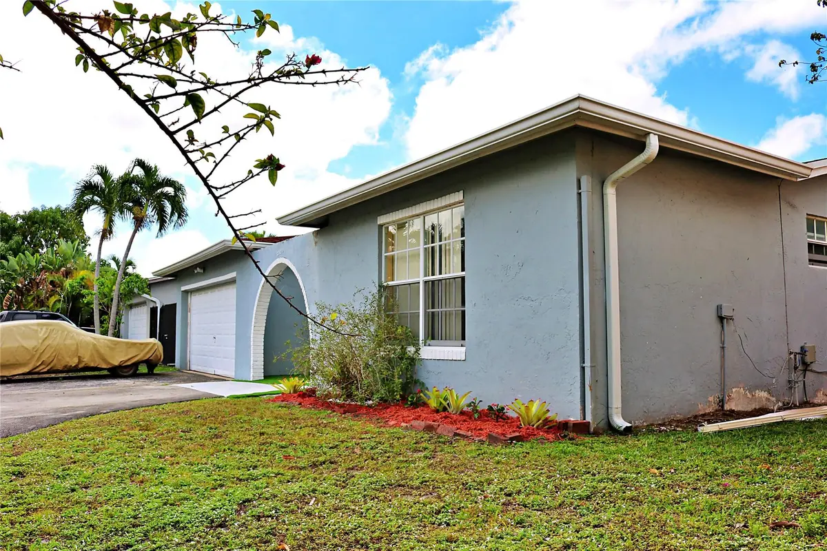 Photo 2 at 2704 CANAL Road, Miramar