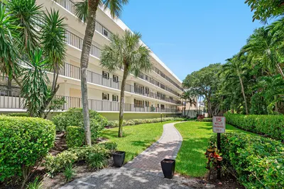277 N OCEAN Boulevard 1040, Boca Raton – Condominium for rent