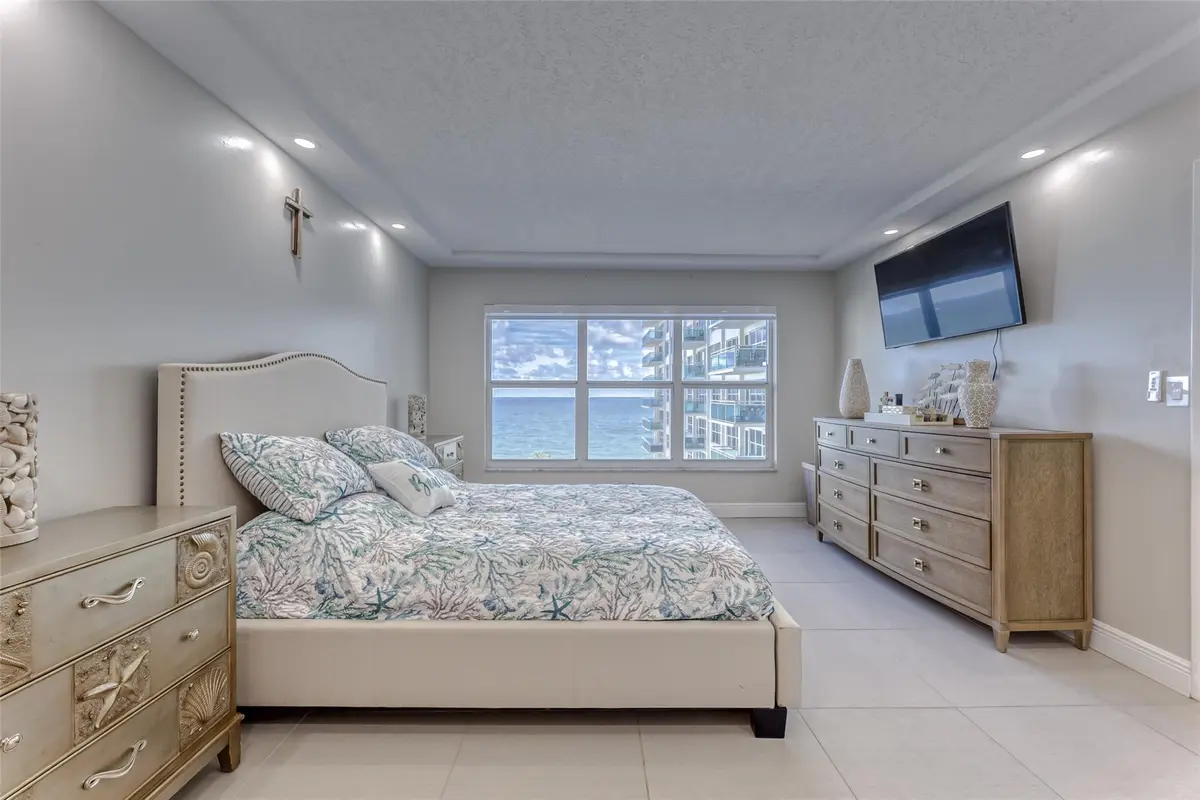 Photo 3 at 3900 Galt Ocean Drive 712, Fort Lauderdale