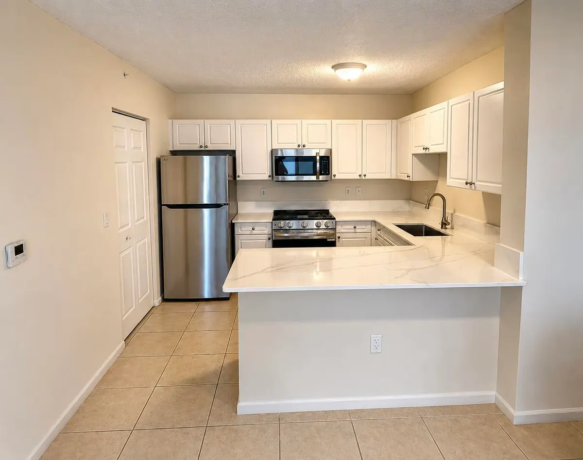 651 Listing photos at 651 Okeechobee Boulevard 302, West Palm Beach