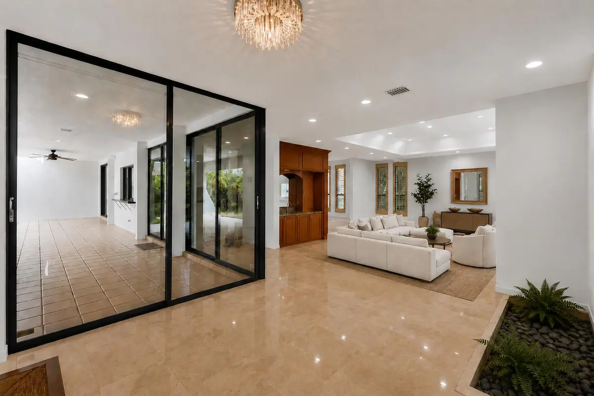 Living Room at 3500 N 45th Avenue, Hollywood