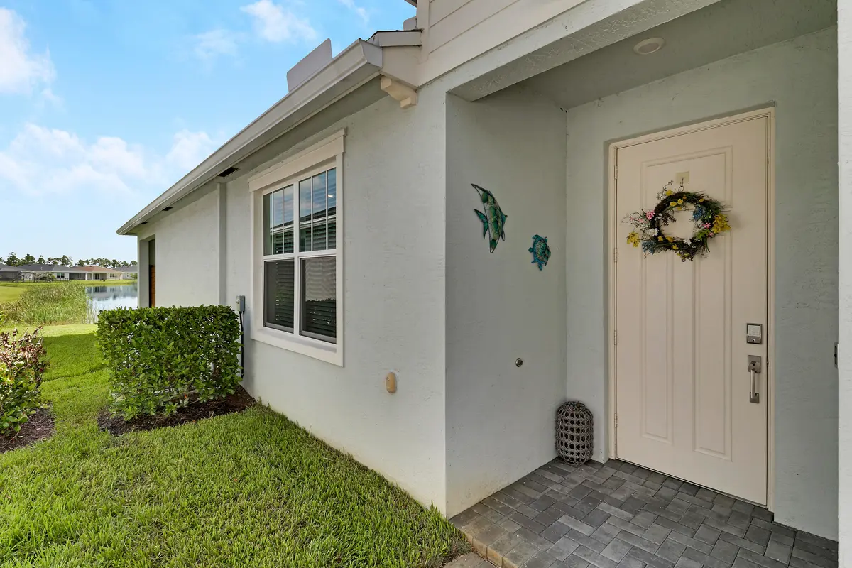 Covered Front Entry at 1960 SE Crosswood Way, Port St. Lucie