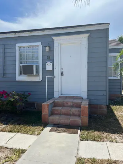 311 S J Street, Lake Worth Beach – Townhouse for rent