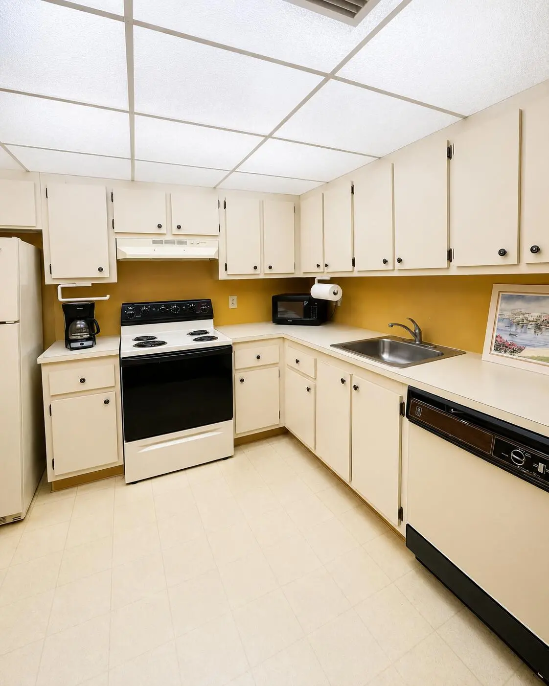kitchen2 at 1901 Bermuda Circle F2, Coconut Creek