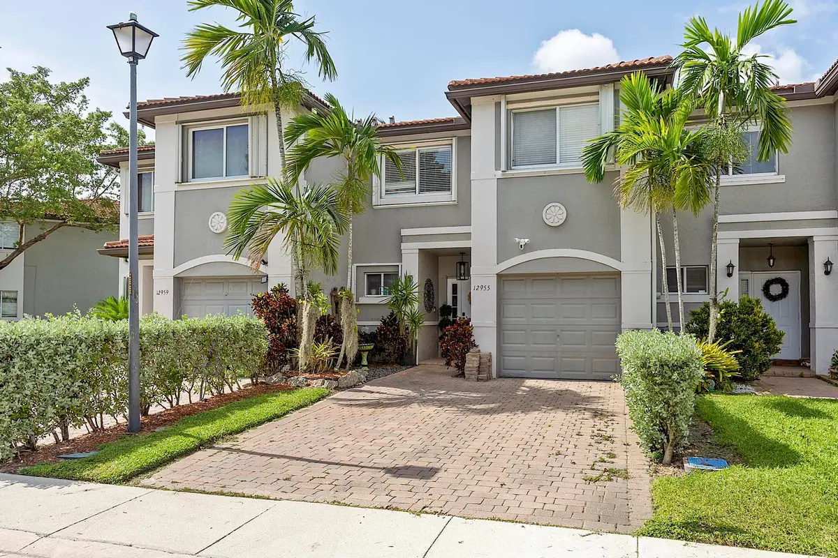 12955 - 274 at 12955 SW 28TH Court, Miramar