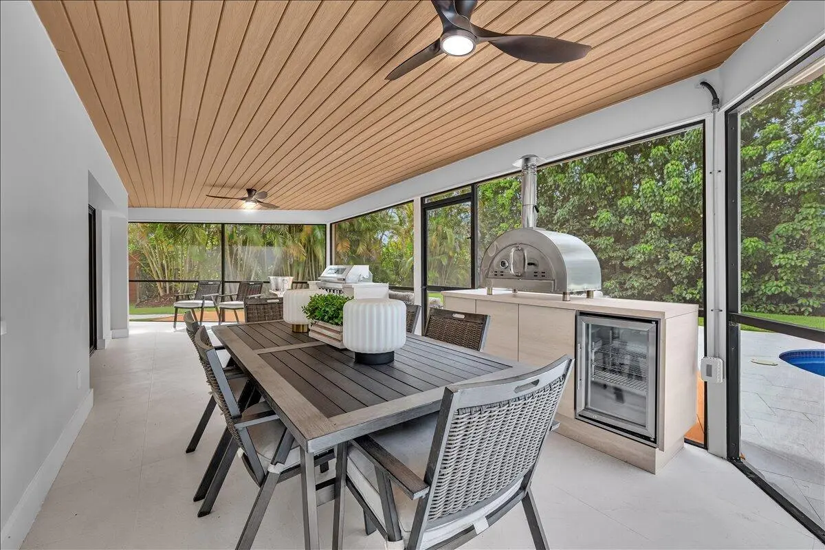 72-306A0540 at 342 N FAIRWAY, Tequesta