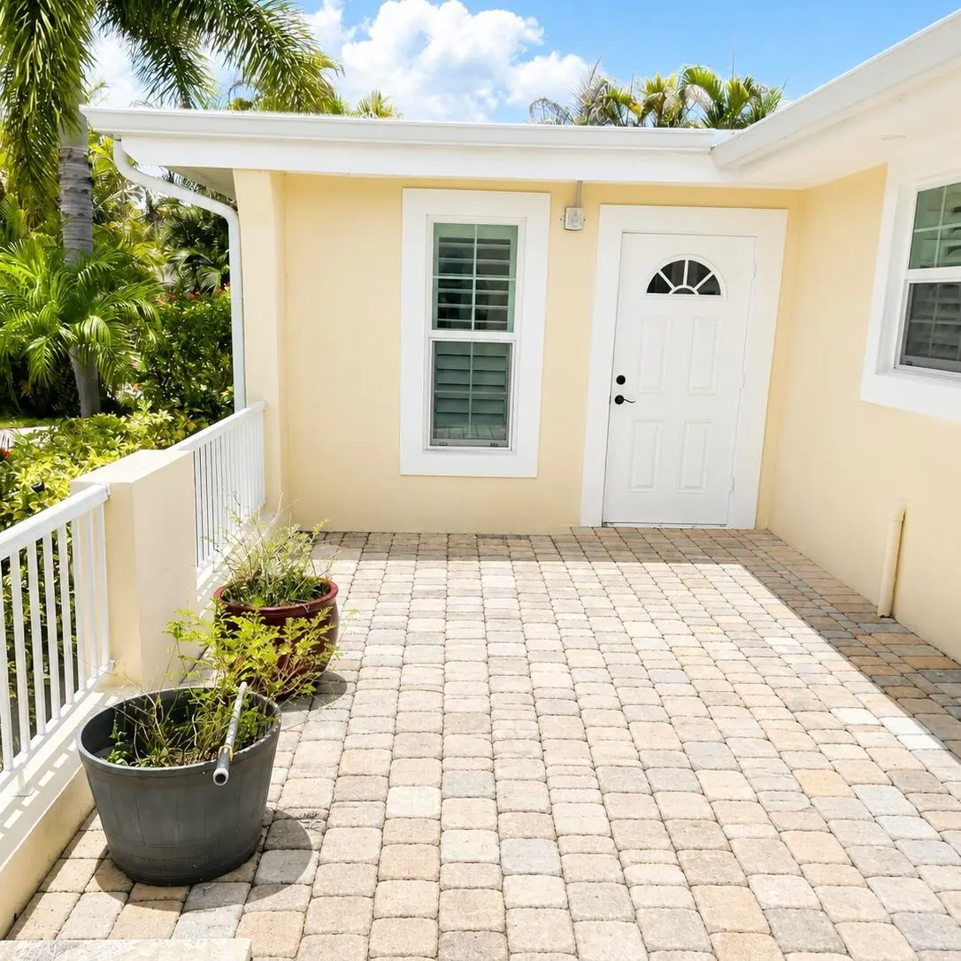 Front Patio at 1023 NW SPRUCE RIDGE Drive, Stuart
