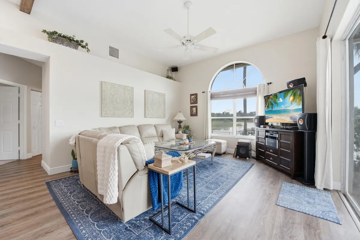 Family Room at 4278 NW 81ST Terrace, Coral Springs