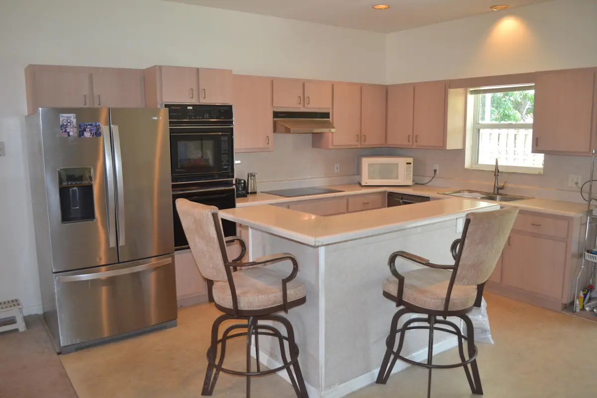 Kitchen at 6310 Drake Street, Jupiter