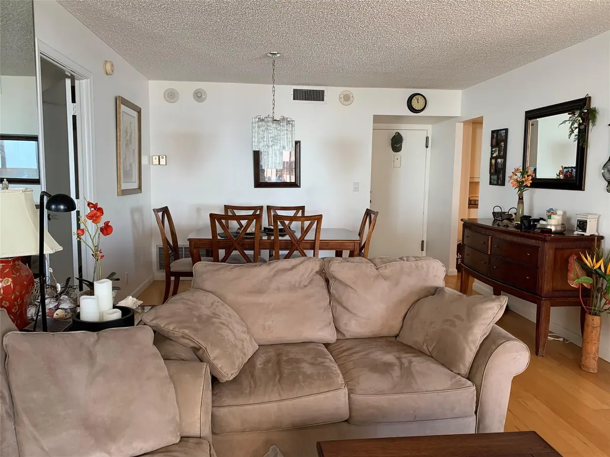 Living/dining room at 101 BRINY Avenue 1104, Pompano Beach