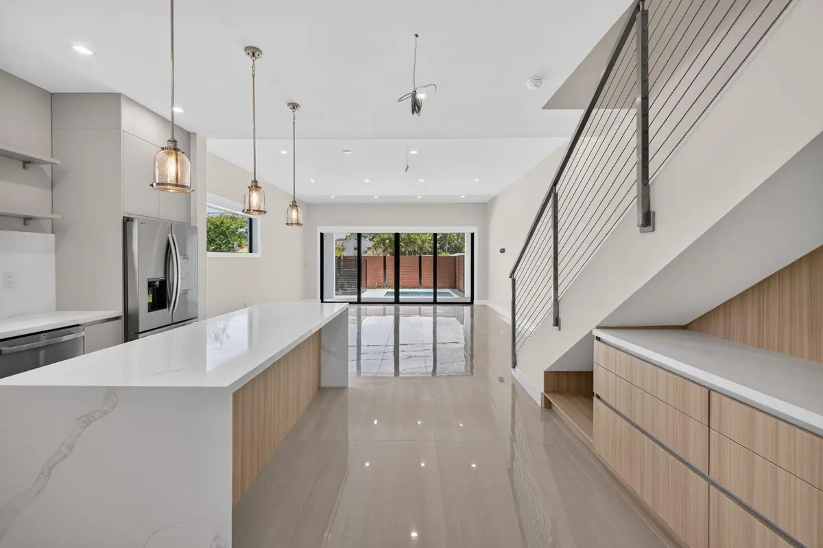 11-web-or-mls-699A6044 at 704 SW 9th Street, Fort Lauderdale