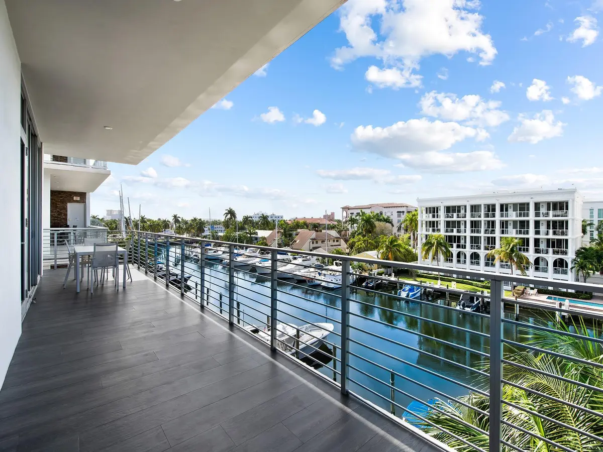 Photo 3 at 41 Isle Of Venice Drive 402, Fort Lauderdale