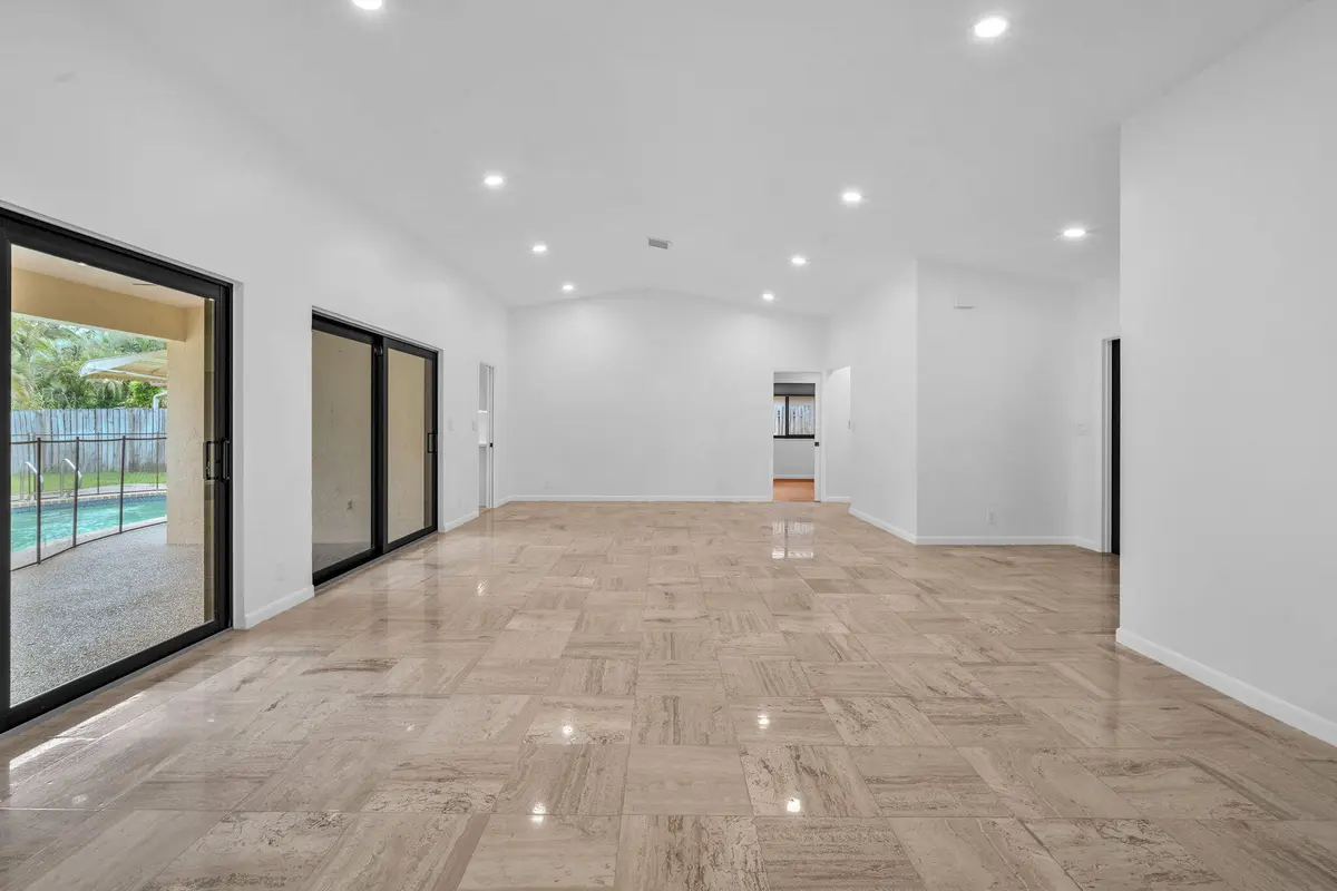 6-web-or-mls-DSC05450 at 3020 N 34TH Street, Hollywood