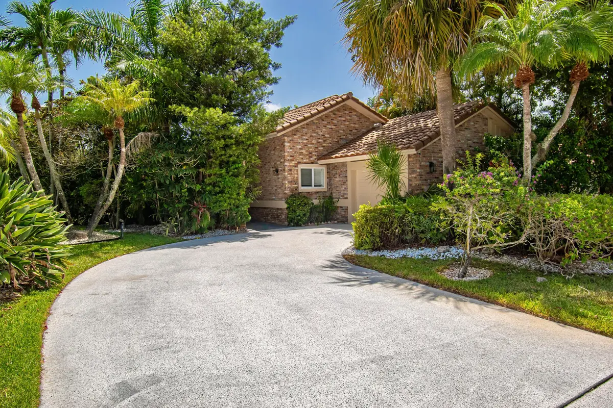 98725CD9-6A1E-4395-BBDD-1BDDC0D471C8 at 10562 Fenway Place, Boca Raton