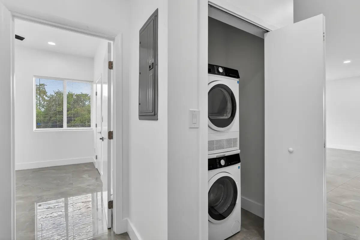 655_property-15 at 655 NW 24TH Avenue, Fort Lauderdale