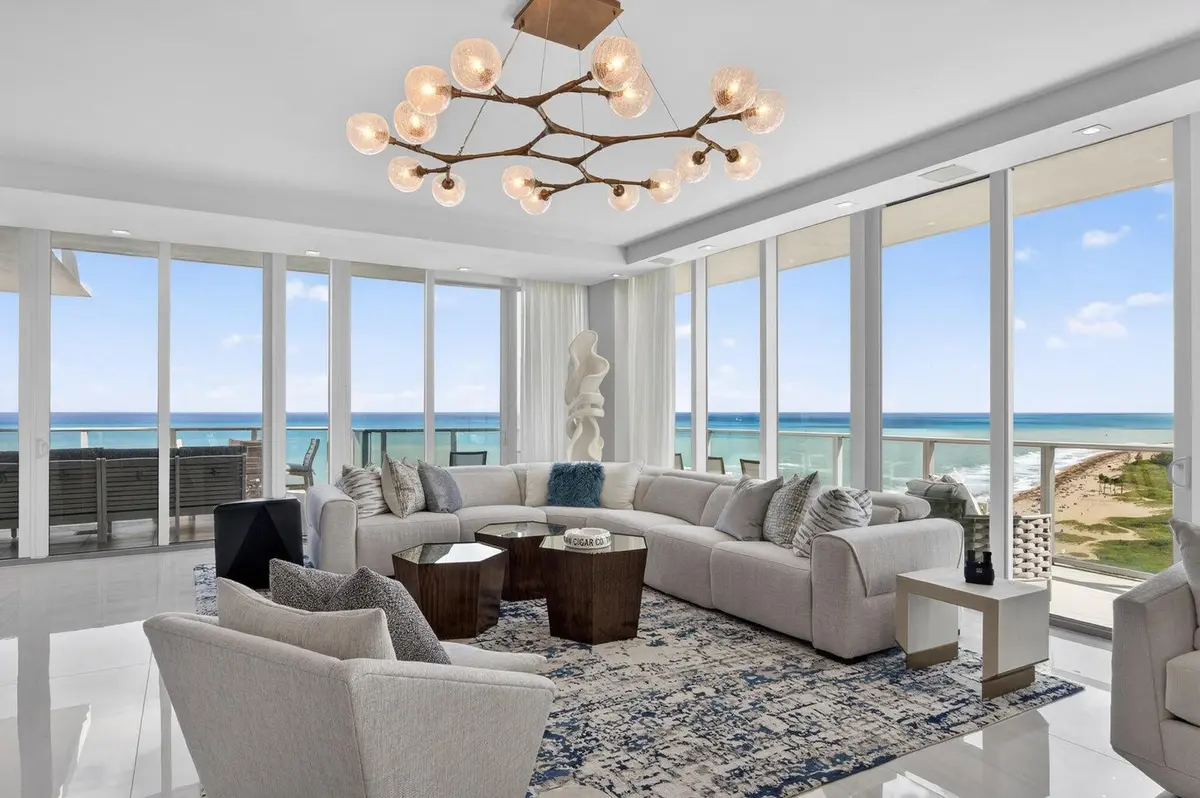 Main Living at 3100 N Ocean  Drive H-PH3, Riviera Beach