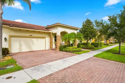 10263 SW Reggiani Road, Port St. Lucie – Villa for rent