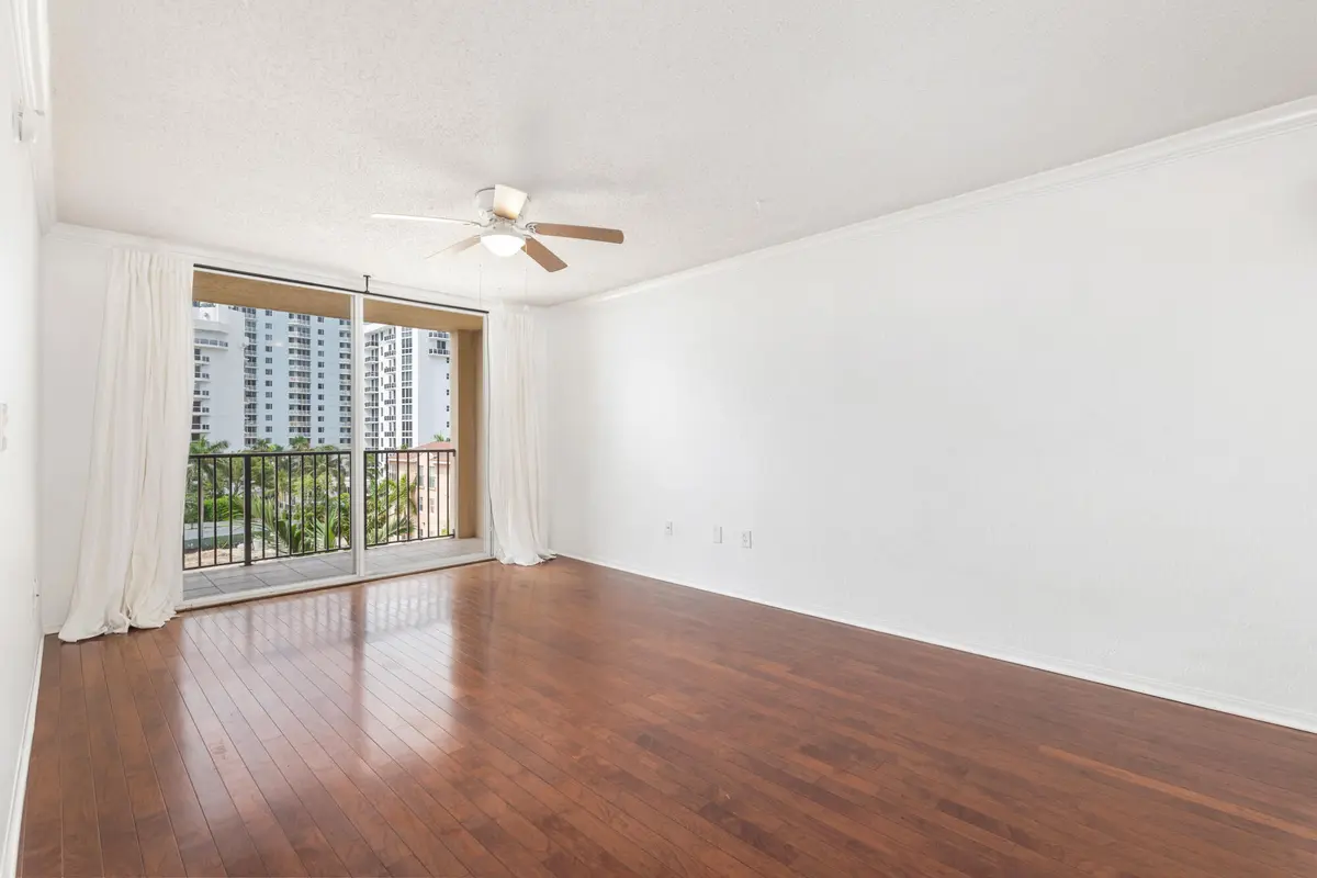 low-1 (3) at 1801 N Flagler Drive 608, West Palm Beach